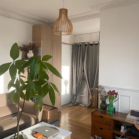Appartement Ensoleille, Central Et Tout Equipe Avec Vue Tour Eiffel Et Pantheon Párizs Kültér fotó