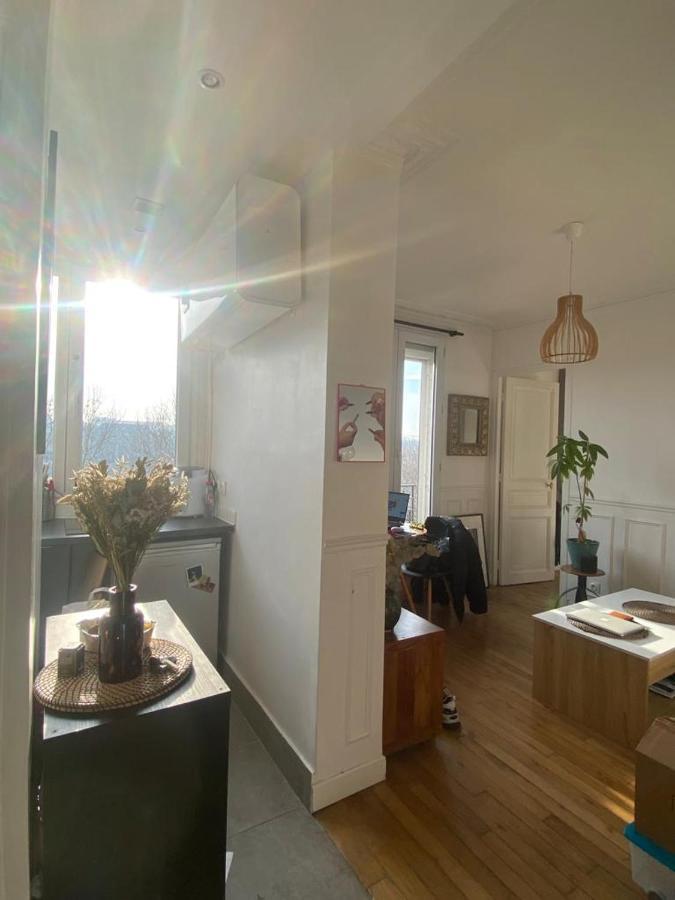 Appartement Ensoleille, Central Et Tout Equipe Avec Vue Tour Eiffel Et Pantheon Párizs Kültér fotó