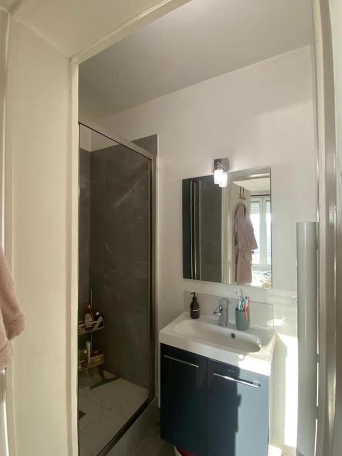 Appartement Ensoleille, Central Et Tout Equipe Avec Vue Tour Eiffel Et Pantheon Párizs Kültér fotó