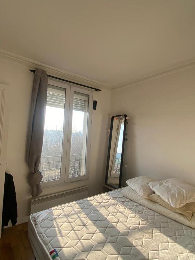 Appartement Ensoleille, Central Et Tout Equipe Avec Vue Tour Eiffel Et Pantheon Párizs Kültér fotó