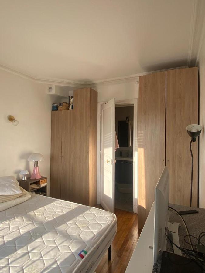 Appartement Ensoleille, Central Et Tout Equipe Avec Vue Tour Eiffel Et Pantheon Párizs Kültér fotó